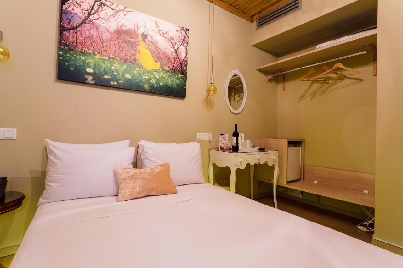Blossom Rooms & Suite Veria  Exterior photo